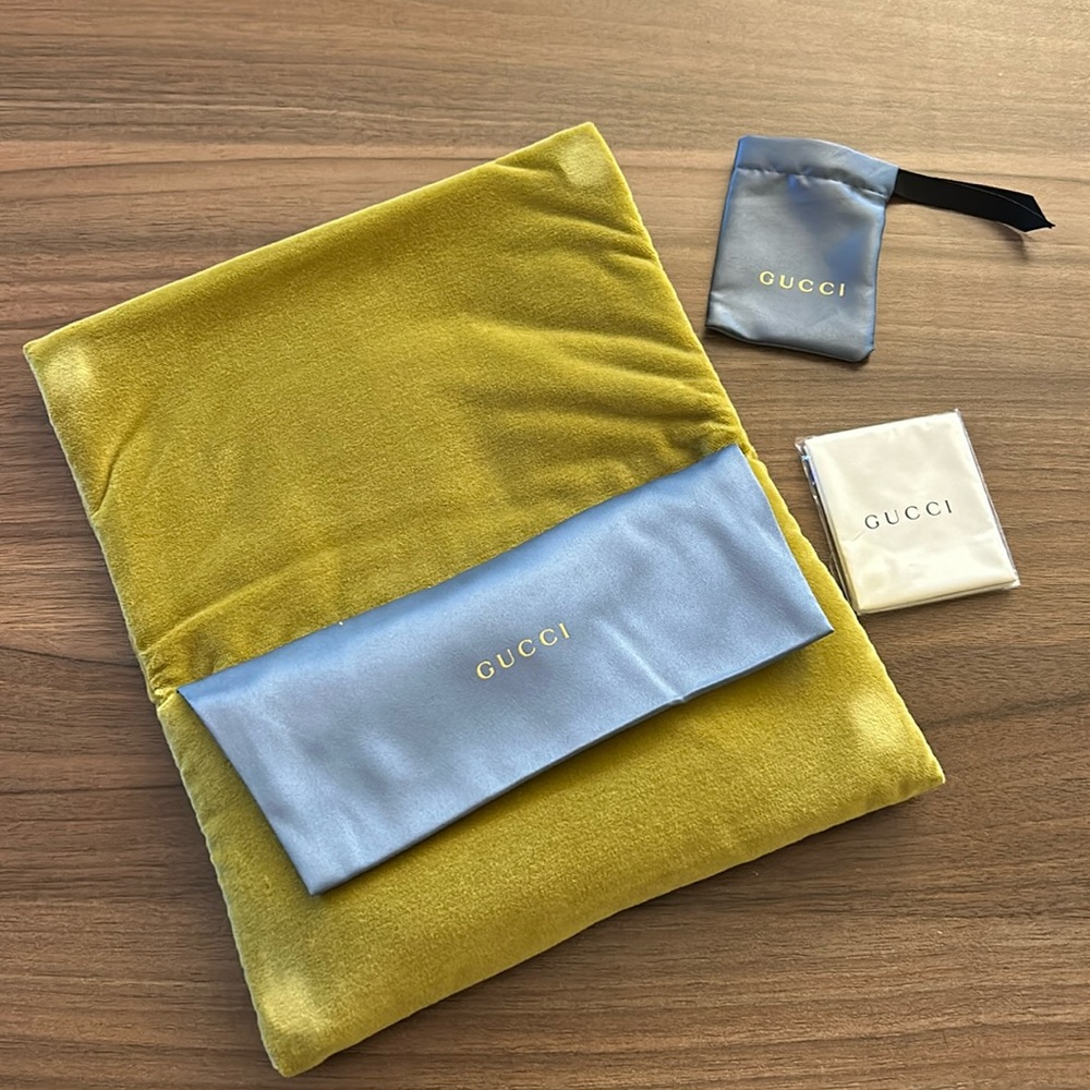 Gucci mustard yellow velvet sunglass case NWT